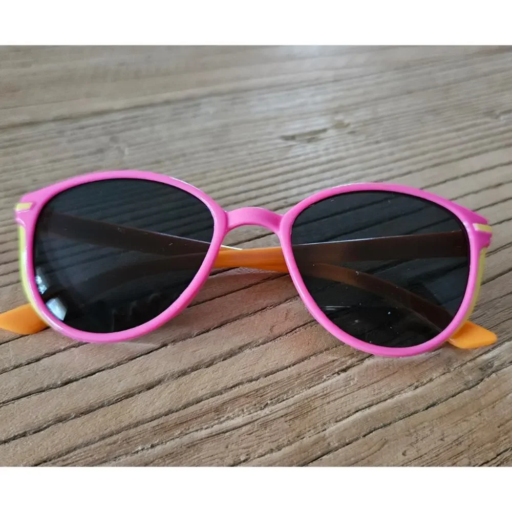 2 pairs of girls sunglasses, new, size 3+